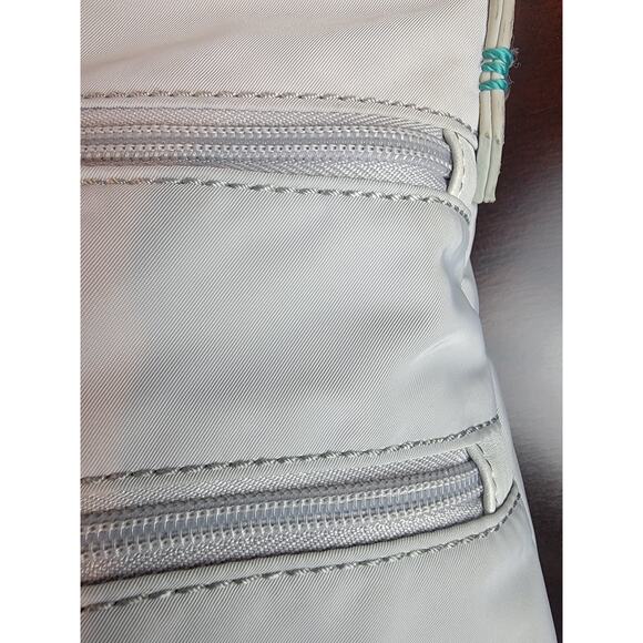 Sakroots Basic Artist Circle Light Grey‎ Crossbody Travel Purse - Picture 6 of 16